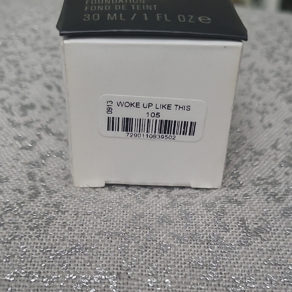 IL MAKIAGE Foundation - Soft Beige - Picture 3 of 3